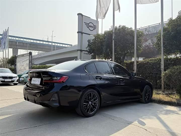 Фото 4 - BMW 3 Series