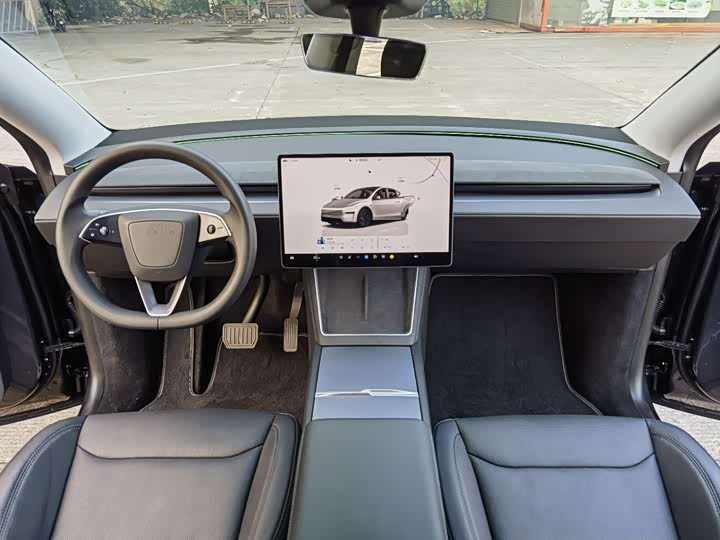 Фото 6 - Tesla Model Y