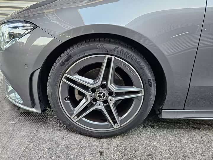 Фото 9 - Mercedes-Benz CLA-Class