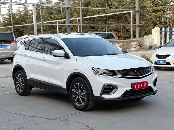 Фото 3 - Geely Coolray