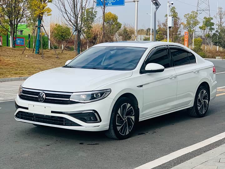 Фото 1 - Volkswagen Bora