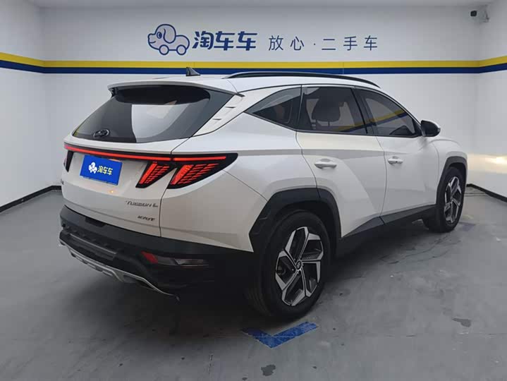 Фото 3 - Hyundai Tucson L