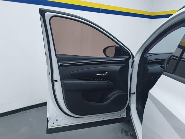 Фото 7 - Hyundai Tucson L