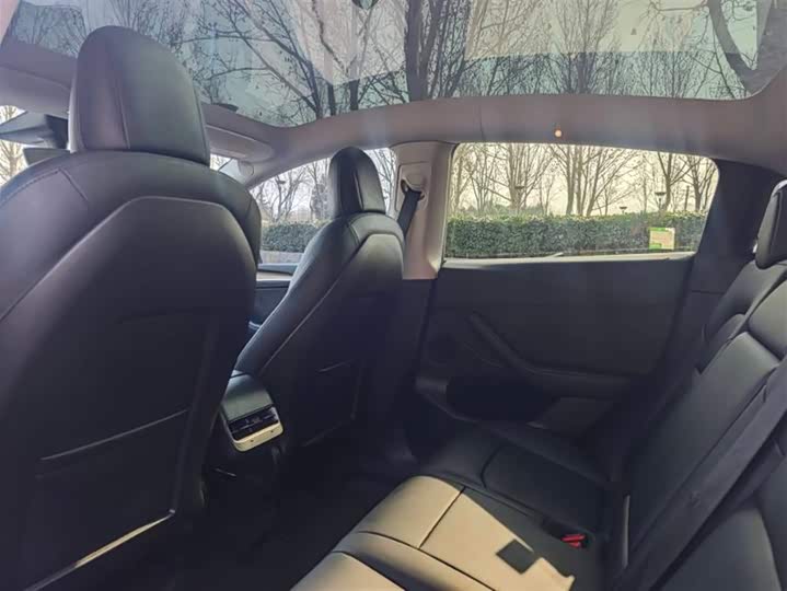 Фото 5 - Tesla Model Y