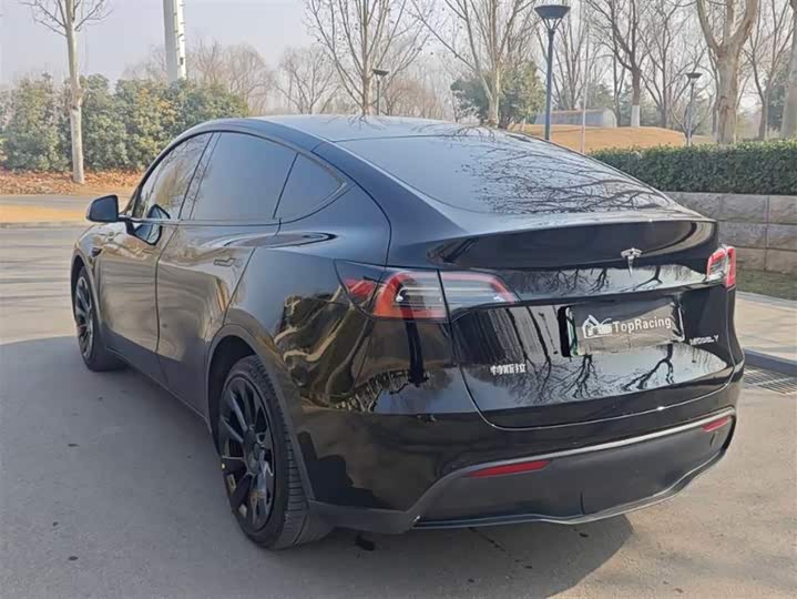 Фото 7 - Tesla Model Y