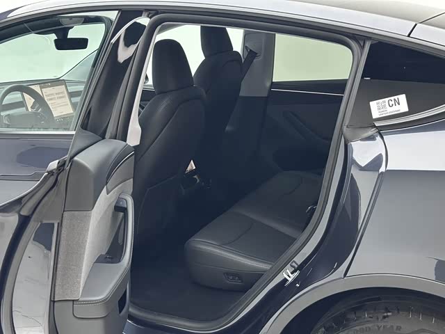 Фото 9 - Tesla Model Y