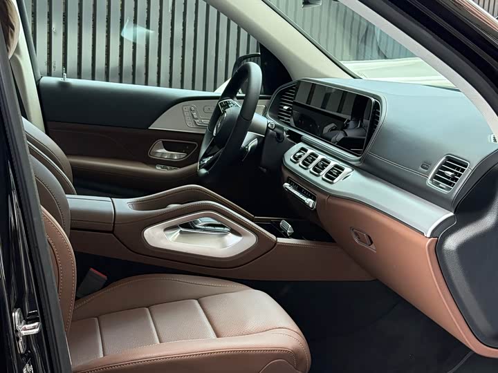 Mercedes-Benz GLS-Class 2025 2025款 GLS 450 4MATIC 动感型