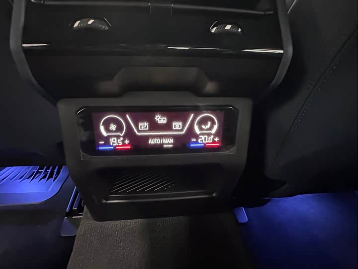 Фото 11 - BMW 5 Series