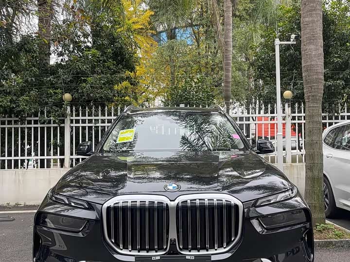Фото 2 - BMW X7