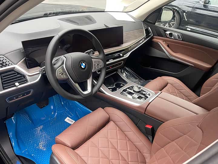 Фото 5 - BMW X7