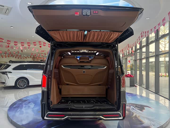 Фото 22 - Mercedes-Benz Vito