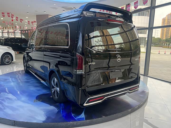 Фото 25 - Mercedes-Benz Vito