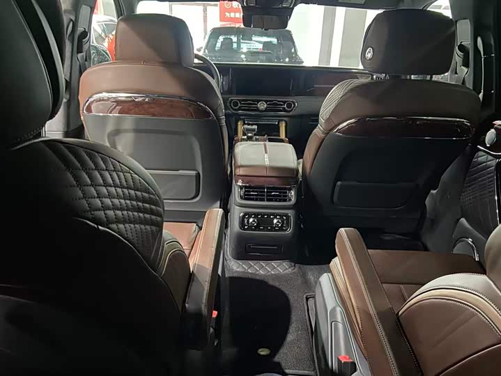 Фото 14 - Hongqi LS7 (Guoyao)