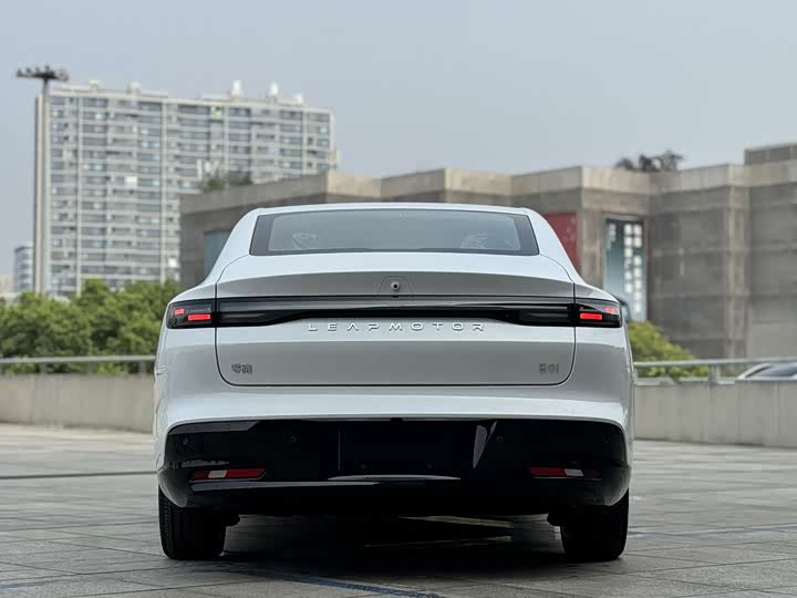 Фото 6 - Leapmotor B01