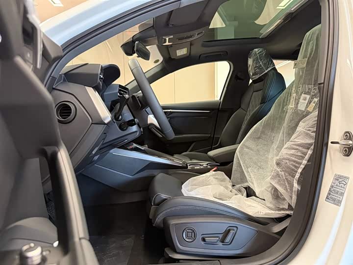 Фото 16 - Audi A3