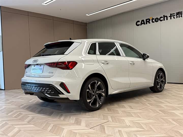 Фото 5 - Audi A3