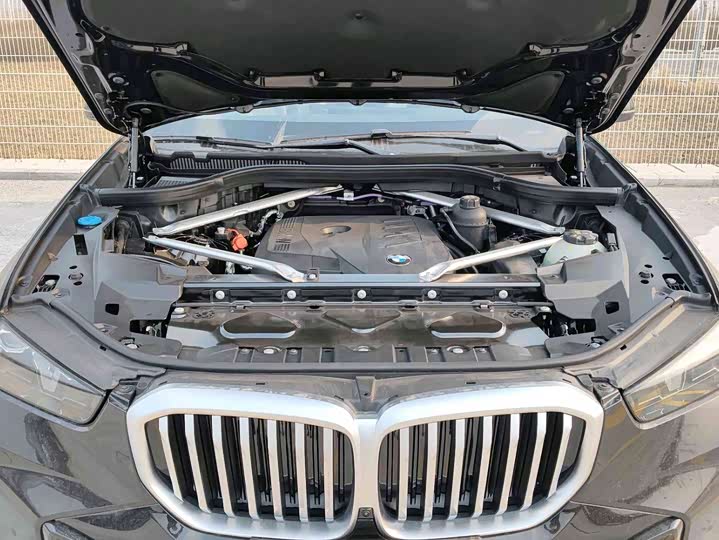 Фото 8 - BMW X5