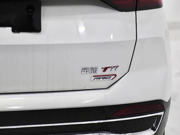 Фото 11 - Bestune T77