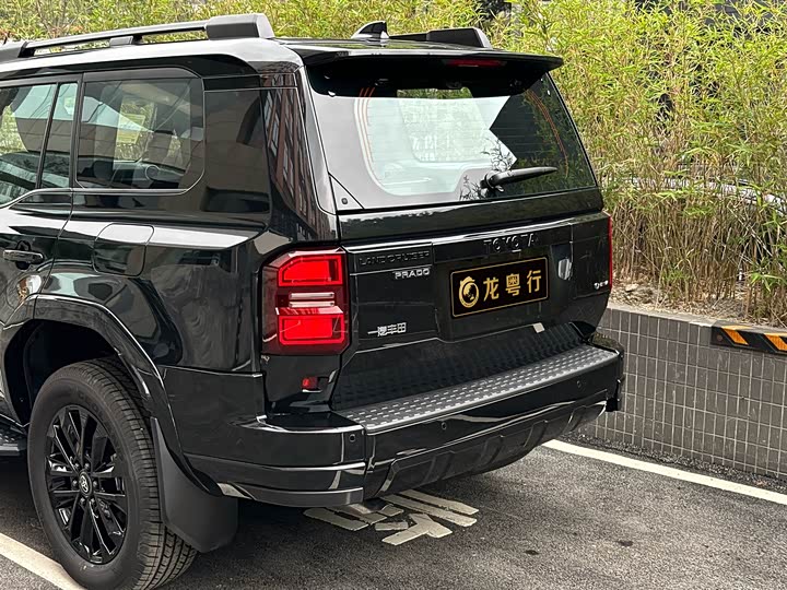 Фото 4 - Toyota Prado