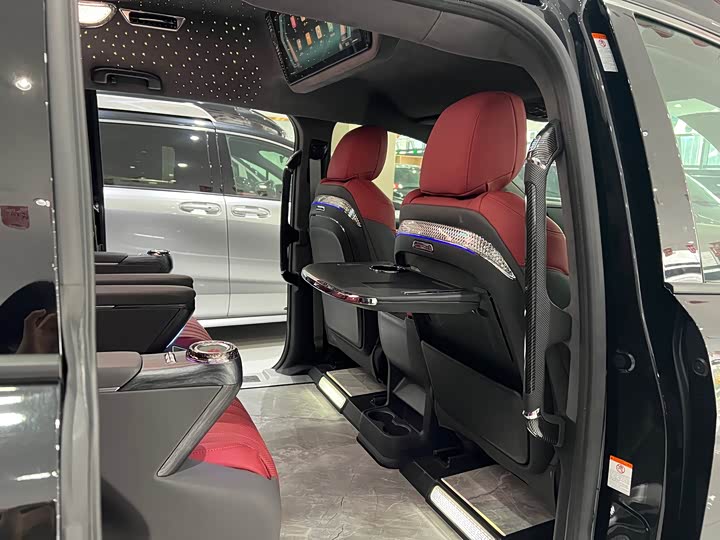 Фото 13 - Toyota Granvia