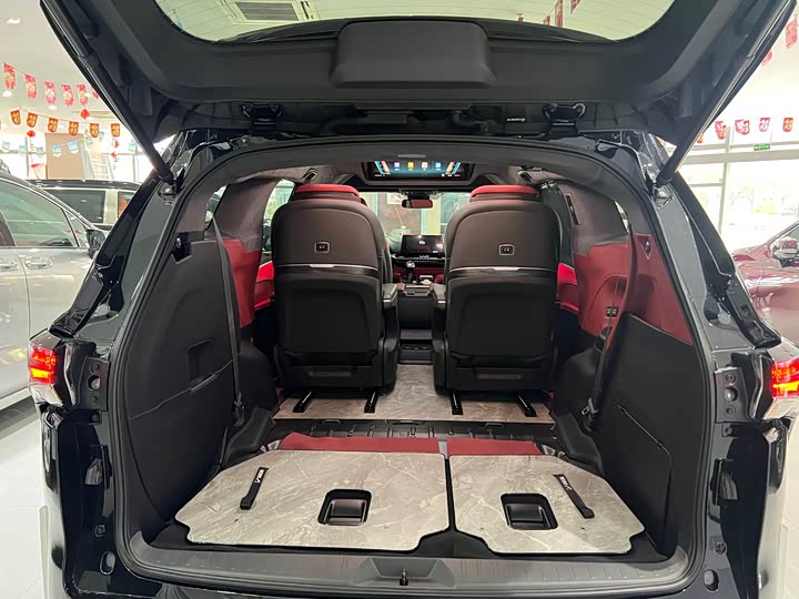 Фото 16 - Toyota Granvia