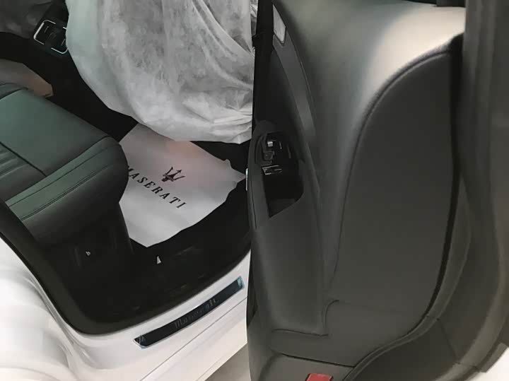 Фото 14 - Maserati Grecale