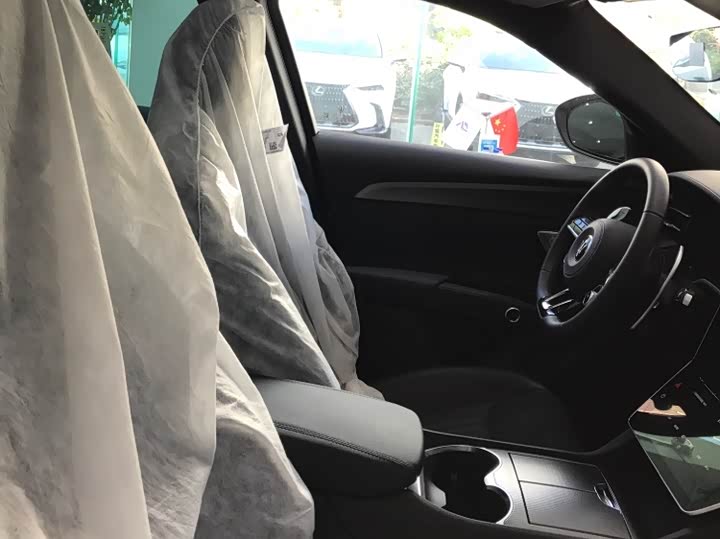 Фото 8 - Maserati Grecale