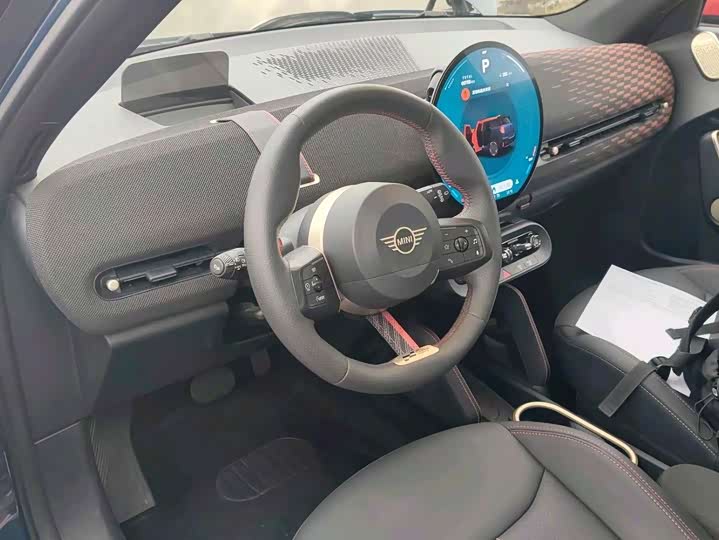 Фото 7 - Mini Aceman JCW