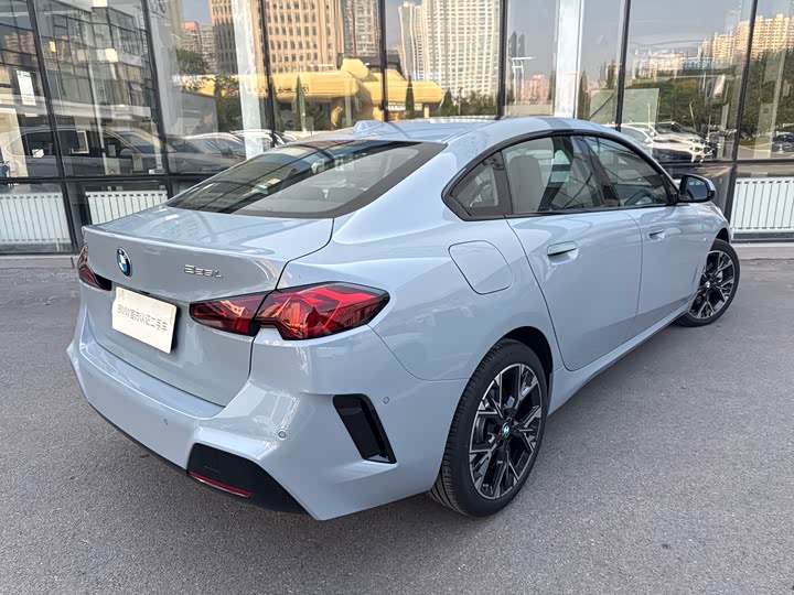 Фото 10 - BMW 2 Series