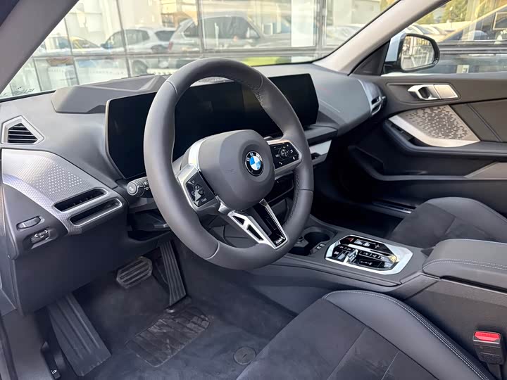 Фото 3 - BMW 2 Series