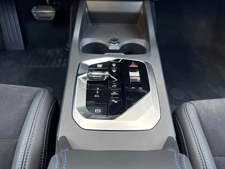 Фото 8 - BMW 2 Series