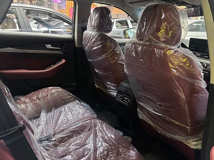 Фото 7 - Jetour X70