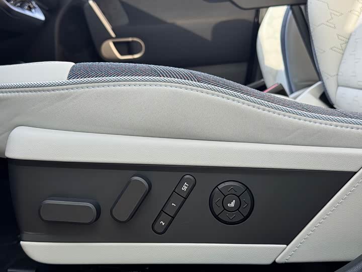 Фото 5 - Mini Aceman