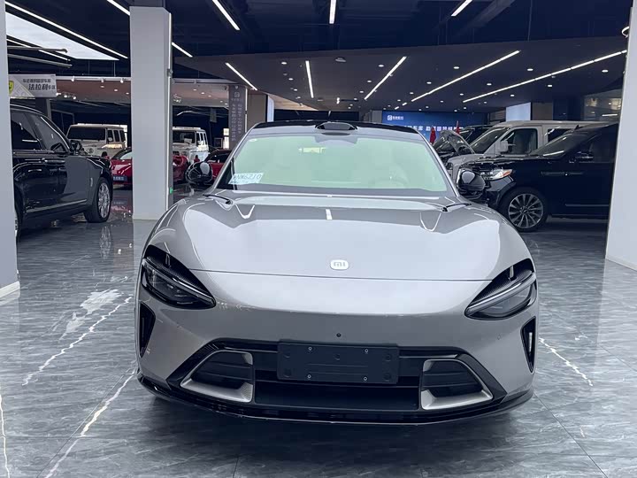 Фото 2 - Xiaomi YU7