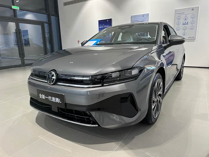 Фото 1 - Volkswagen Sagitar L