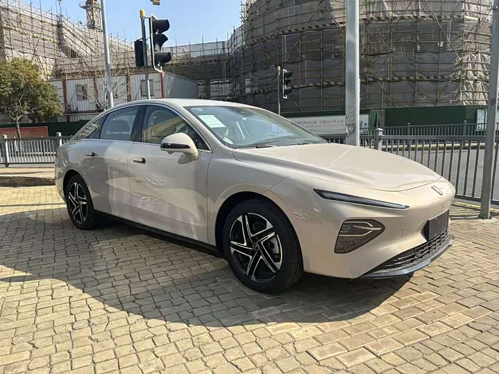 Фото 3 - Roewe D7