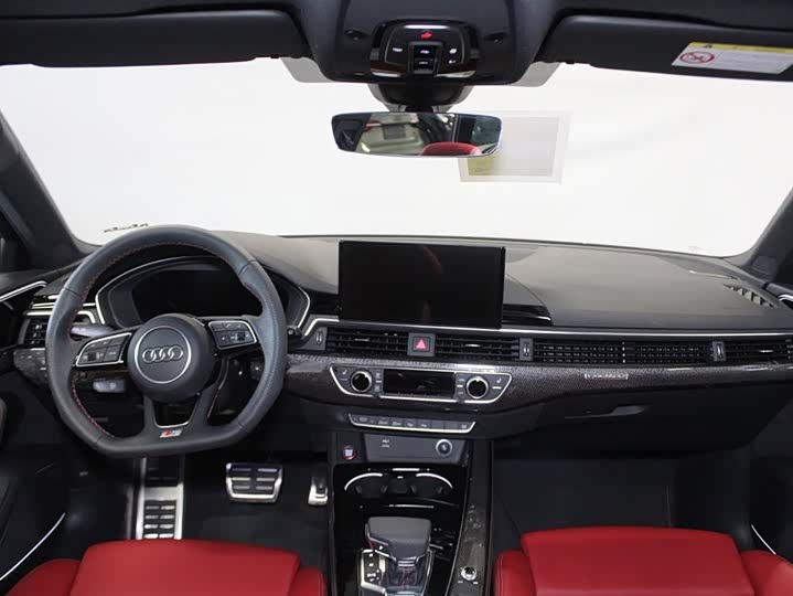 Фото 9 - Audi S4