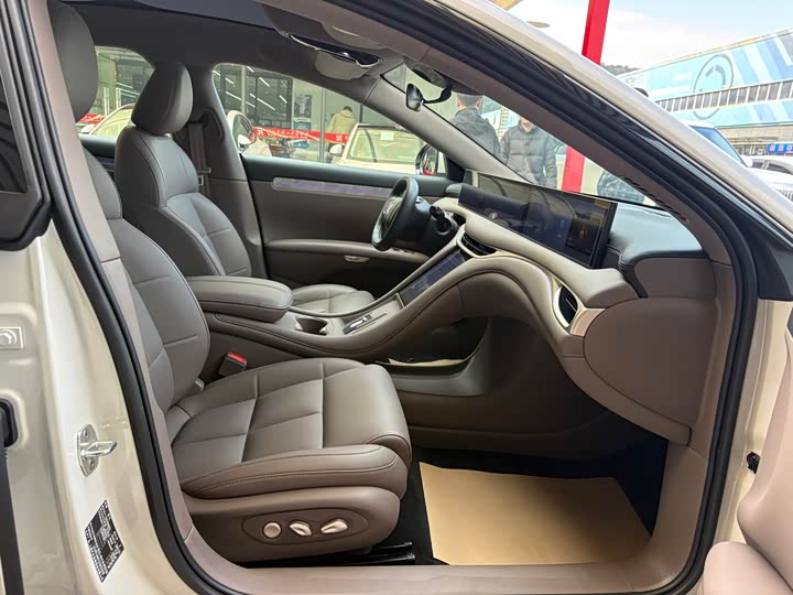 Фото 12 - IM motors L6