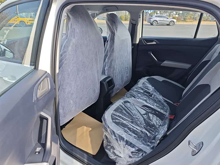 Фото 6 - Volkswagen Tharu