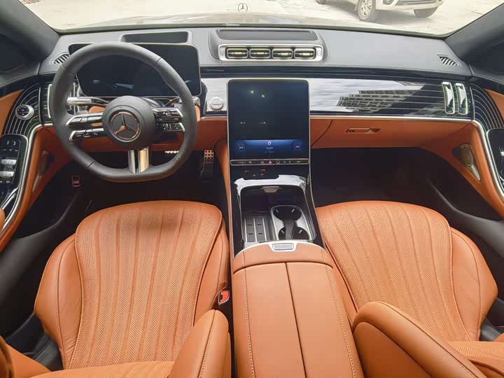 Фото 11 - Mercedes-Benz S-Class