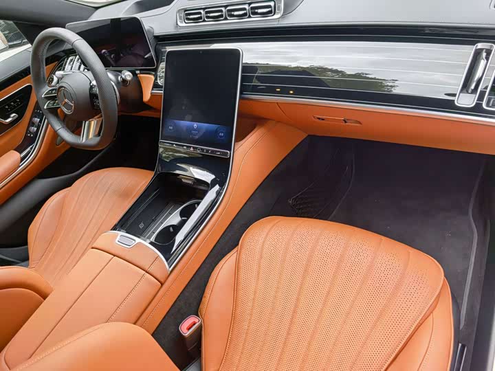 Фото 21 - Mercedes-Benz S-Class