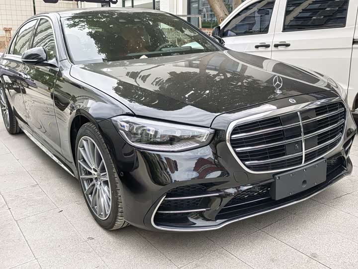 Фото 3 - Mercedes-Benz S-Class