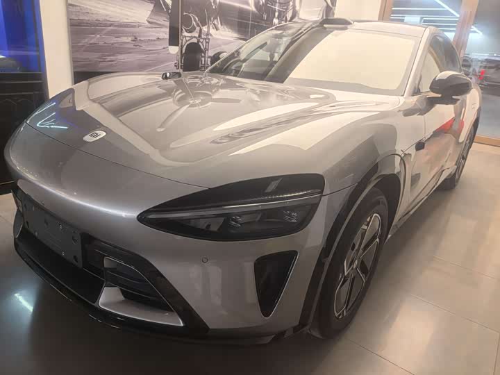 Фото 1 - Xiaomi YU7