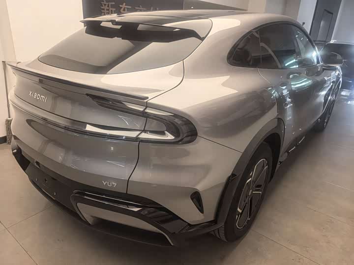 Фото 4 - Xiaomi YU7