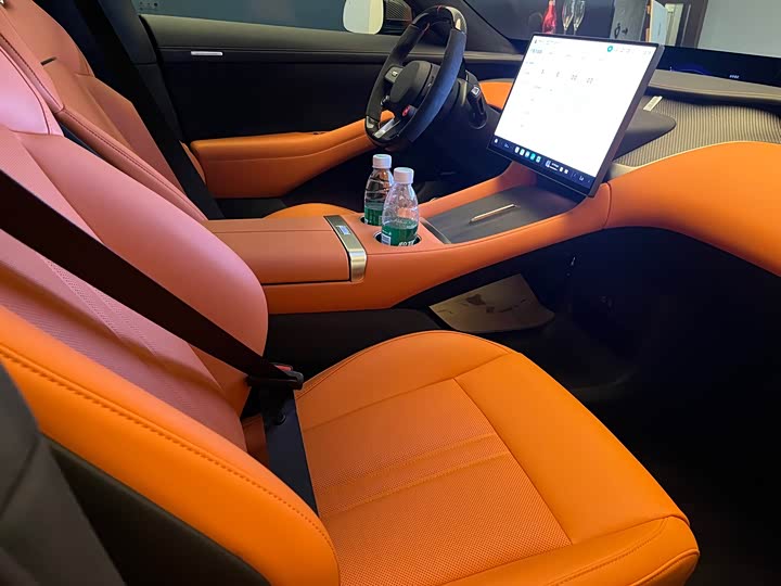 Фото 6 - Xiaomi YU7