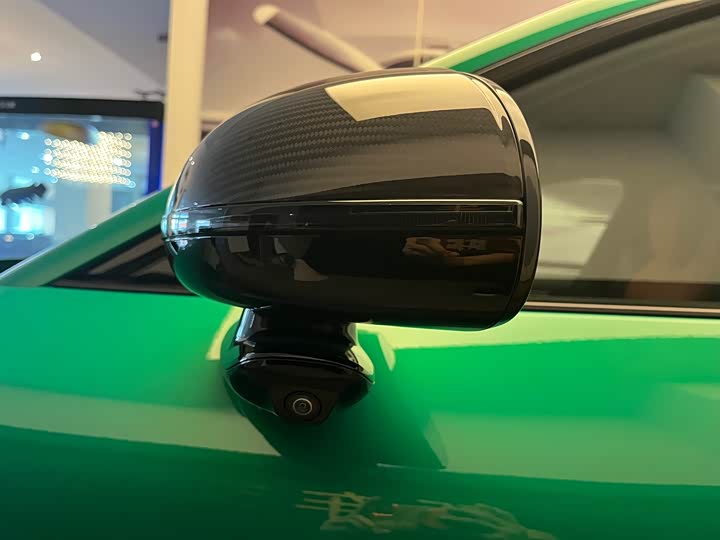 Фото 7 - Xiaomi YU7