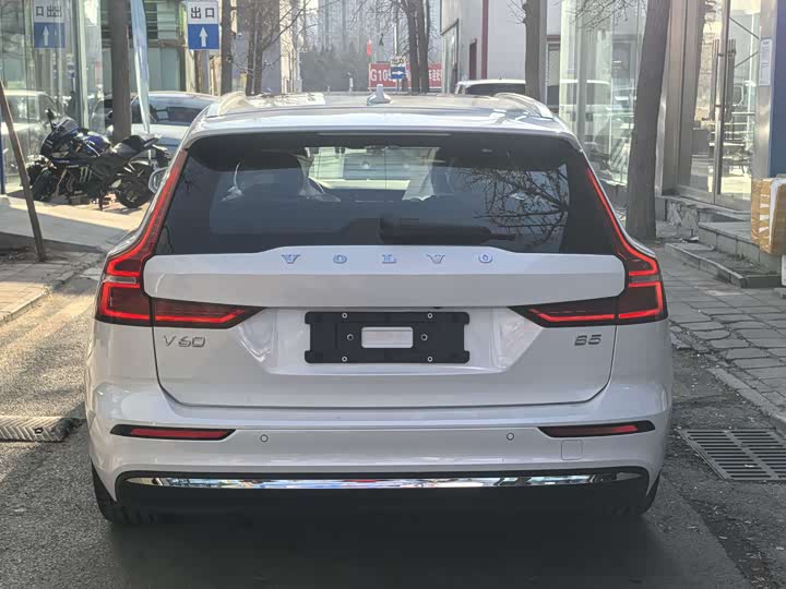 Фото 4 - Volvo V60