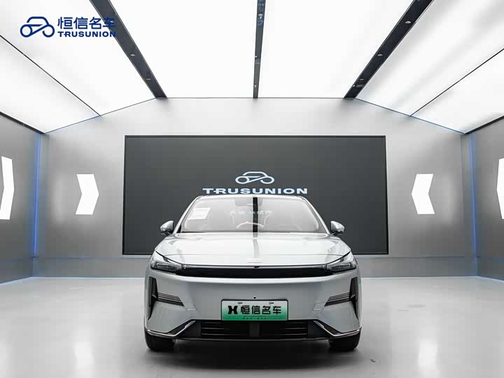 Фото 2 - Geely Galaxy L6