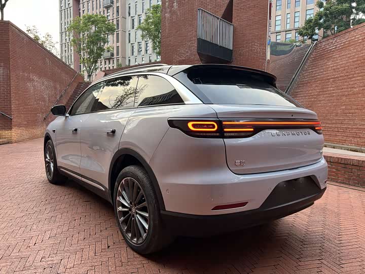 Фото 6 - Leapmotor C11