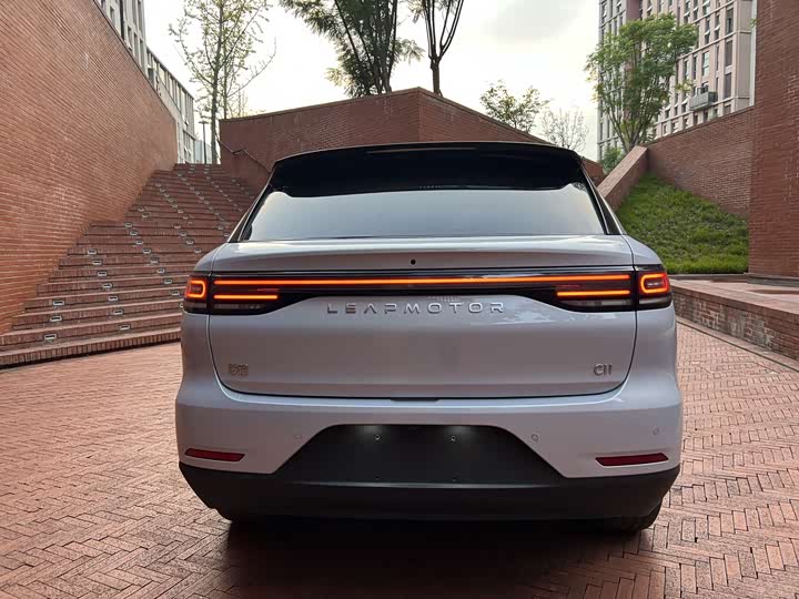 Фото 7 - Leapmotor C11